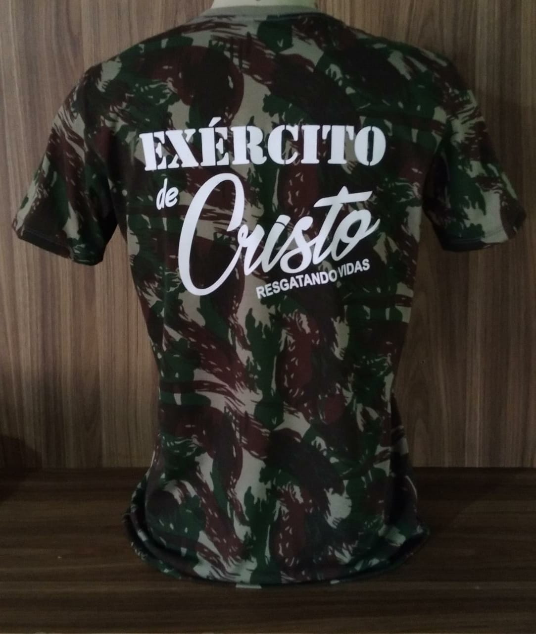 Camiseta Personalizada Preta 100% Algodão com Malha de Ótima Qualidade, Tintura de Primeira e Excelente Acabamento